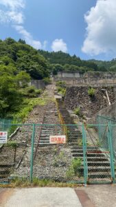 選鉱場インクライン（ケーブルカー）跡